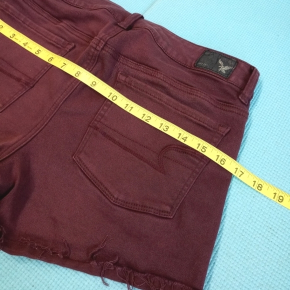 American Eagle Super Stretch Hi-Rise Shortie Shorts Cuffed Sz 8 - Picture 7 of 7